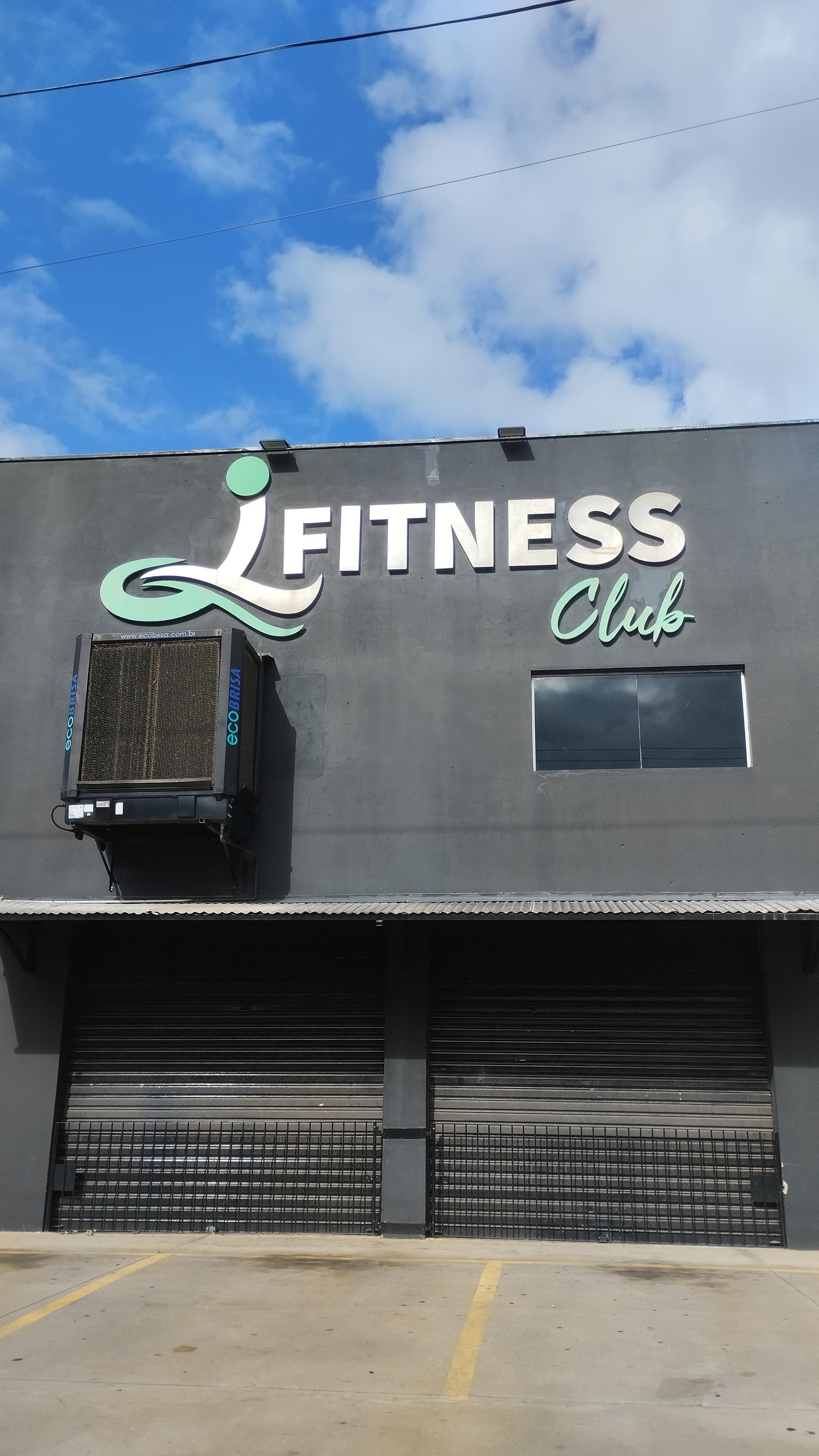 Academia Fitness Club